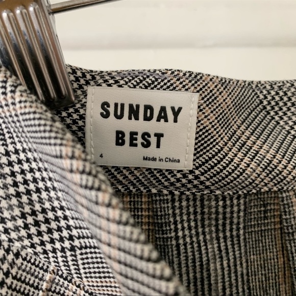 Aritzia Sunday Best Olive Mini Skirt - Picture 6 of 7